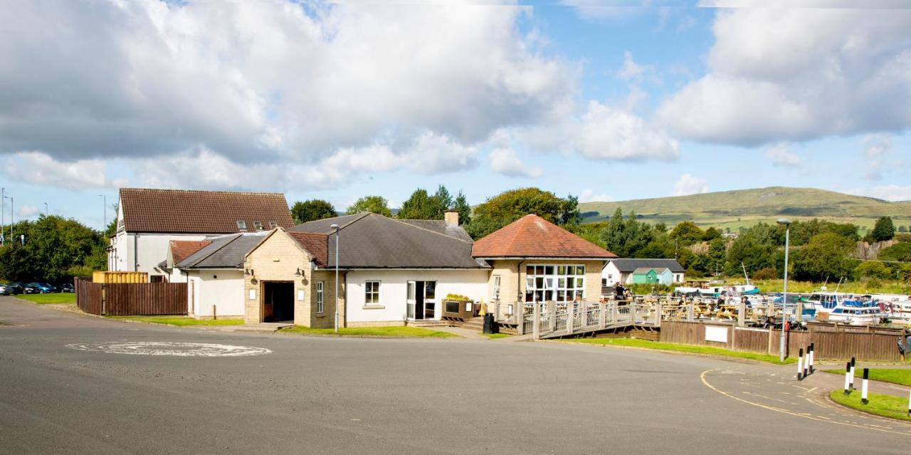 Hotel The Boat House à Kilsyth Extérieur photo