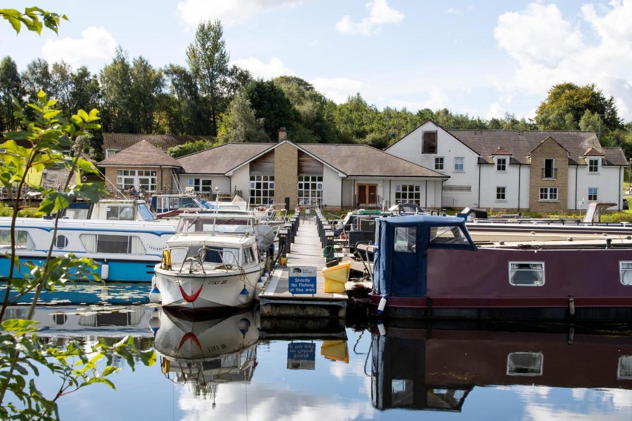 Hotel The Boat House à Kilsyth Extérieur photo