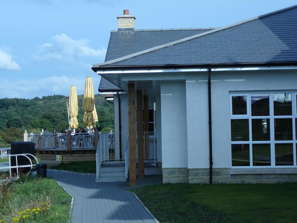 Hotel The Boat House à Kilsyth Extérieur photo